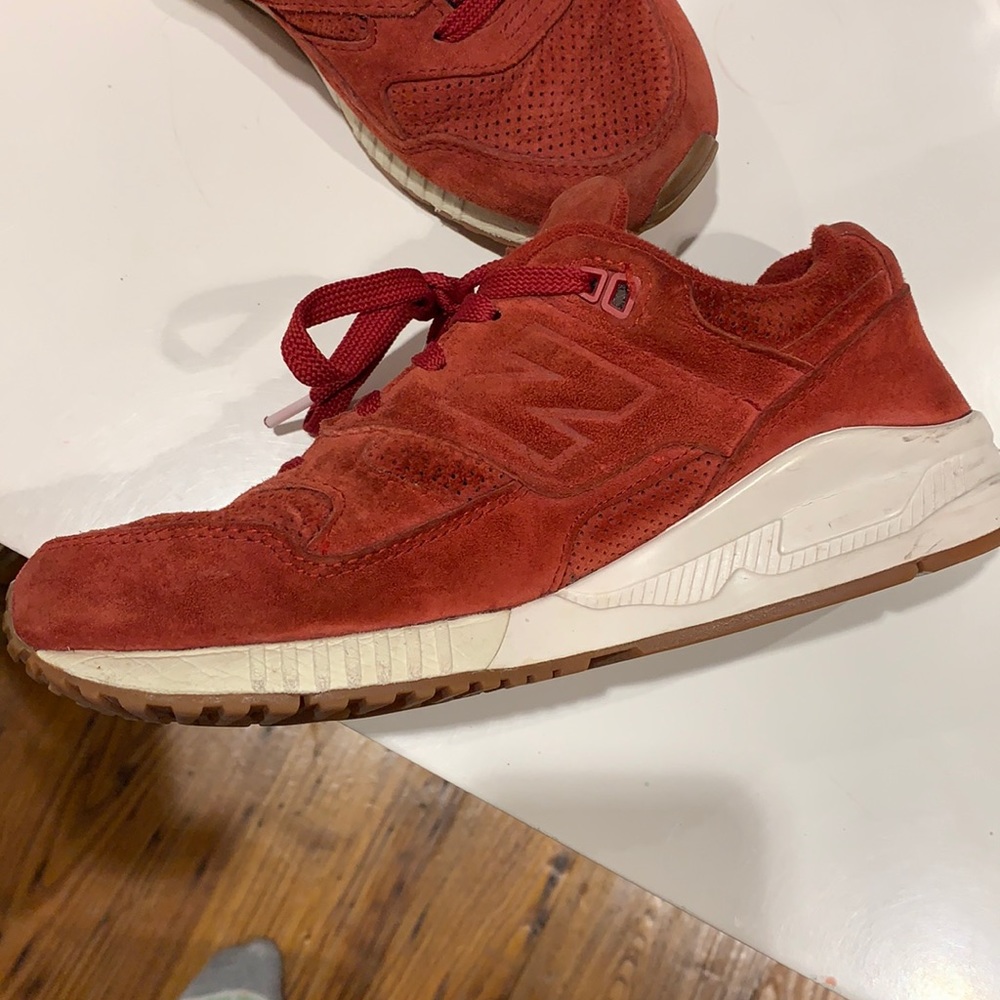 New Balance Red Tennis Shoes/Sneakers